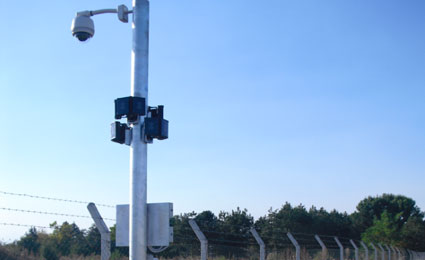 Raytec IR illuminators deployed in Macedonia Airport with PTZ speed dome