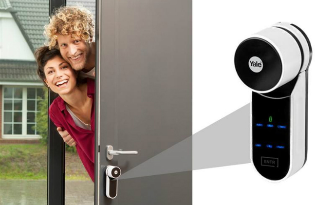 The ENTR digital lock turns front door into a smart door