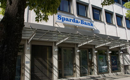 Sparda-Bank Ostbayern eG equipped with Dallmeier solutions 