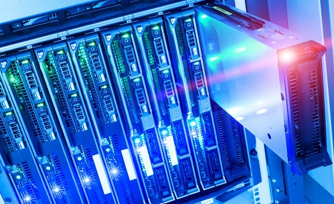 How hybrid data centers are becoming a new trend