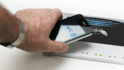 ABI: NFC device and secure element shipments to grow 118% in 2013