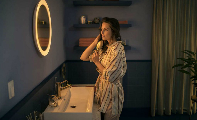 Philips Hue introduces smart lighting mirror for the bathroom