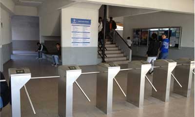 ZKTeco controls entrances of university in Bolivia with tripod turnstile