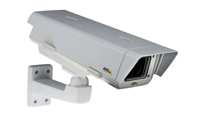 New Axis fixed network cameras offer clear images under challenging light conditions