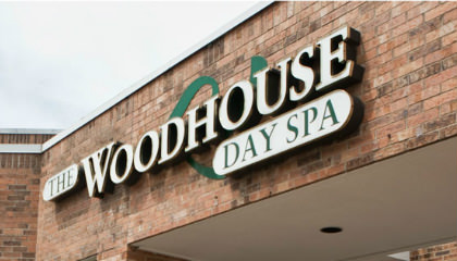 Indiana day spa improves customer service with HD surveillance 
