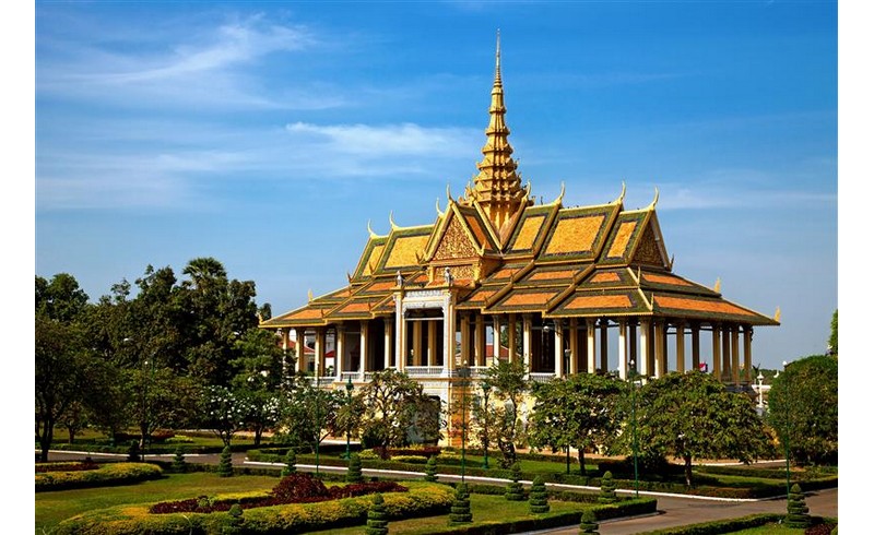 Cambodia experiences high investment and more construction