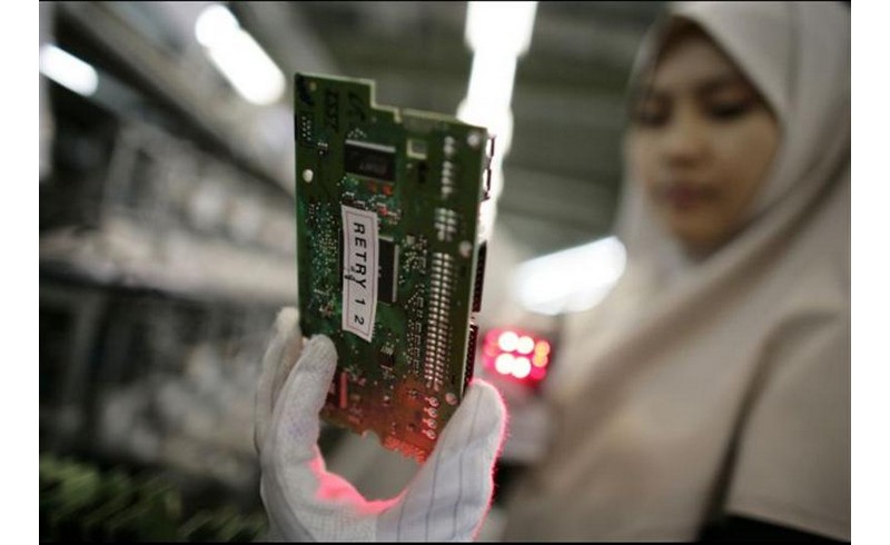 Report: Jakarta willing to supply land for Foxconn facility