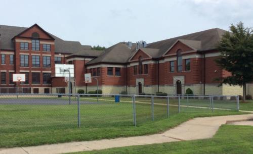 Ottawa School District deploys Arecont Vision's surveillance cameras