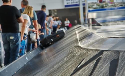 Improve airport operations with AI
