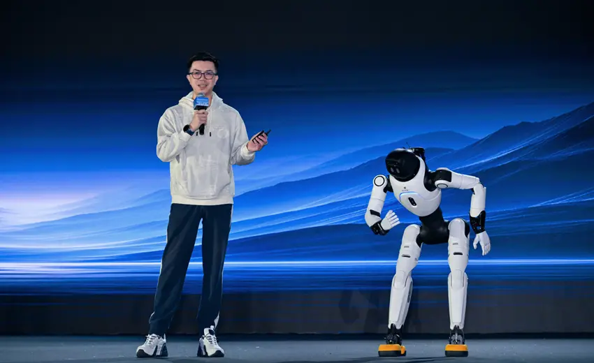 AGIBOT Unveils New Generation of Embodied AI Robots and Models, Accelerating Real-World Deployment of Physical AI