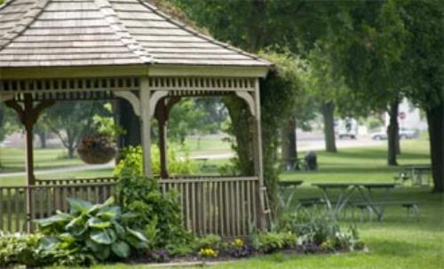 Mobotix Cameras Root Out Vandalism at UK Public Garden