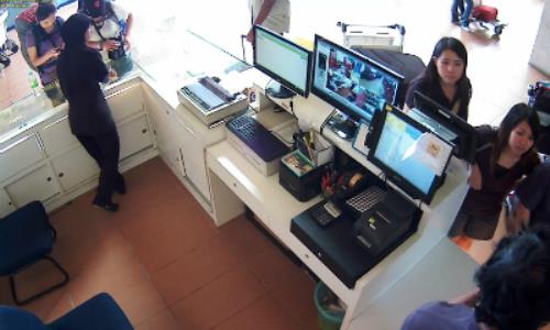 Vivotek Keeps Travelers Safe While Dining at Malaysian Airport