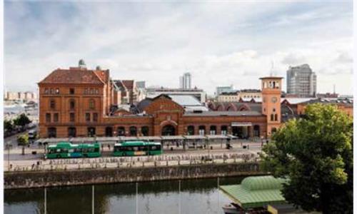 Axis Surveillance Cameras Installed in Sweden Central Station 