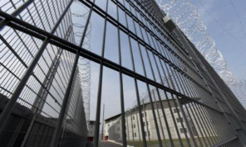 French prison locks it down with Hikvision day/night solution