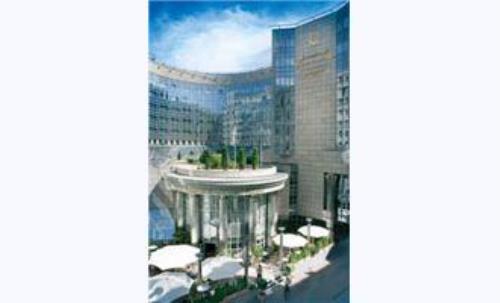 Behind the Hotel Scene With Real-Time Surveillance