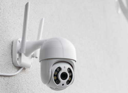 Top 10 Wi-Fi surveillance cameras in 2025: Expert picks based on amazon ratings