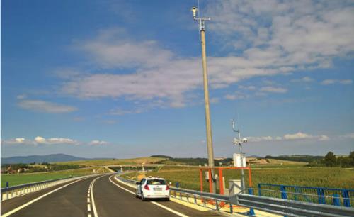 Axis IP cameras perform surveillance over traffic on R2 highway