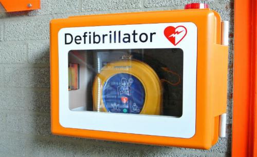 Luminite OCULi used in defibrillator cabinet