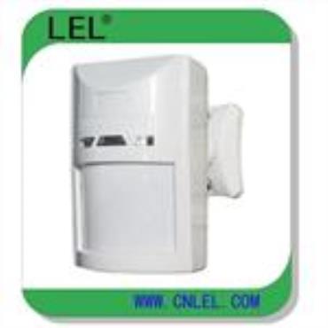 Curtain usage narrow beam PIR motion detector