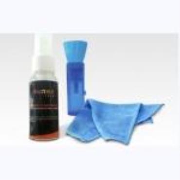 Buy today Universal Cleaning Kit and save Electronics Accessories from dust