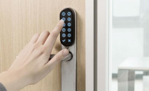 Protect all your important internal doors with PIN-code security