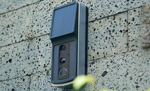 Soliom video doorbell brings convenience with embedded solar panel