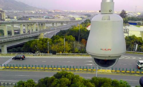 Remote video surveillance for highway traffic application 