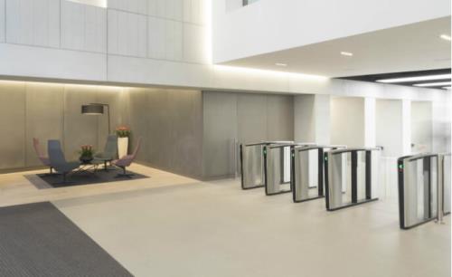Glasgow office building tightens security with Boon Edam turnstiles