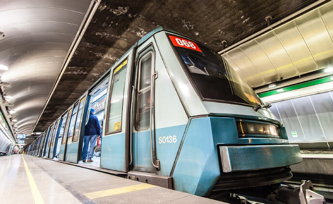 Metro De Santiago improves overall security through PACOM Systems