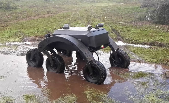 Outdoor best sale security robot