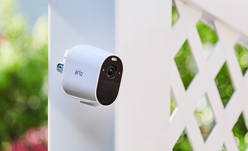 Arlo introduces the Essential Spotlight Camera (available worldwide)