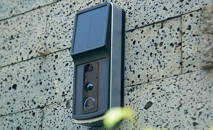 Soliom video doorbell brings convenience with embedded solar panel