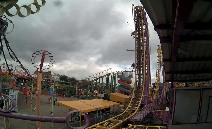 Hanwha Techwin Europe IP surveillance solution for UK fun park