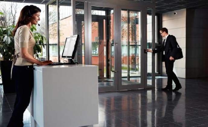 Axis launches IP-based mobile access control solution with HID Global