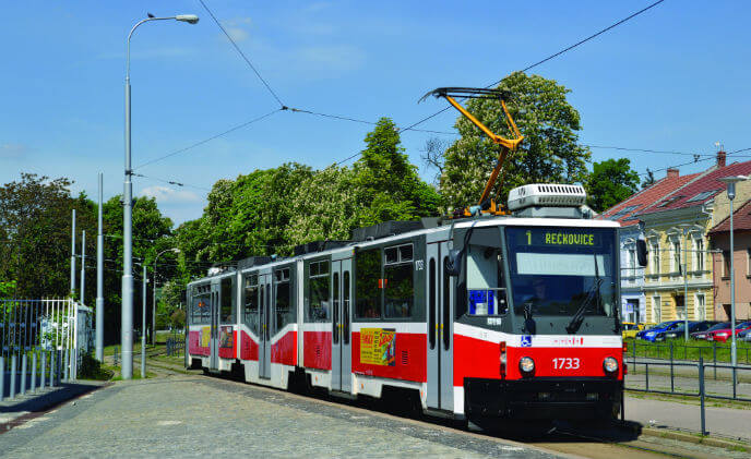 Axis secure Brno public transport with Axis sensor unit