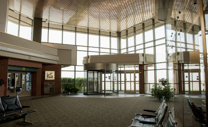 Walla Walla regional airport upgrades with Boom Edam security entrance