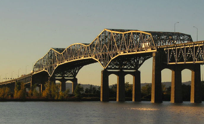 ISS protects Champlain Bridge with 24/7 monitoring