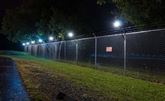 Senstar introduces intelligent perimeter lighting and sensing solution