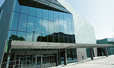 Helsinki music center deploys locking and door-opening systems