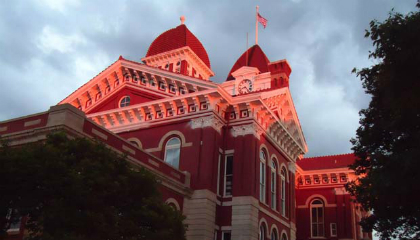 Indiana courthouse manages doors on the cloud