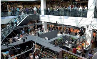 Traditional Market in Madrid Enhances Security With Axis Network Cameras and Integrated Access Control