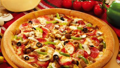 US pizza franchise in China puts finger on operations and attendance