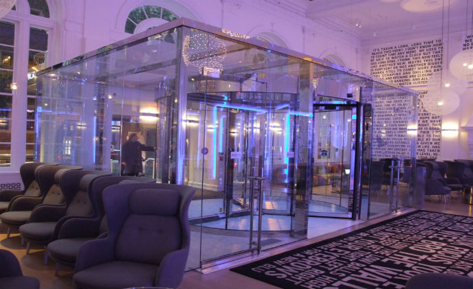 Boon Edam revolving door adds flair to Warwick Hotel Ritenhouse Square