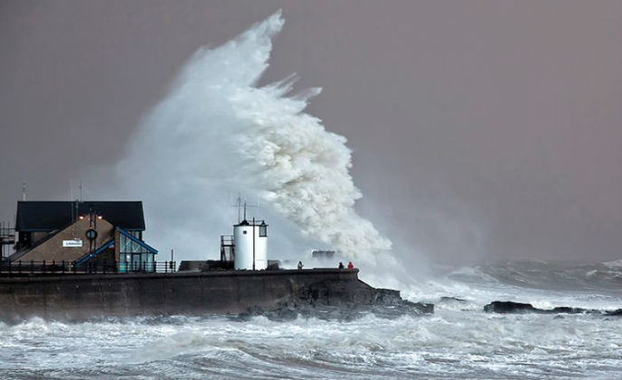 Wale's lifeboat station improves public safety with Axis cameras