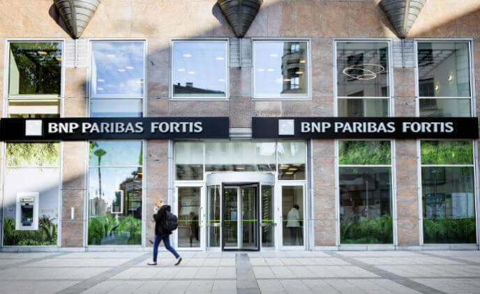 BNP Paribas migrates analog cameras to complete IP solution with  Sony network cameras