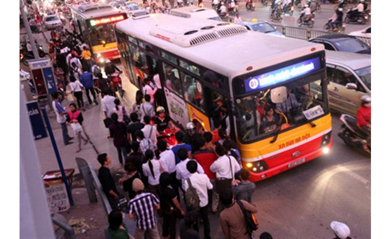 Ha Noi to upgrade major bus terminal