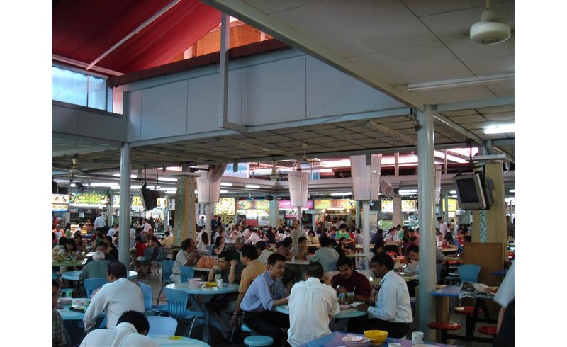 Singapore hawker centers on the rise