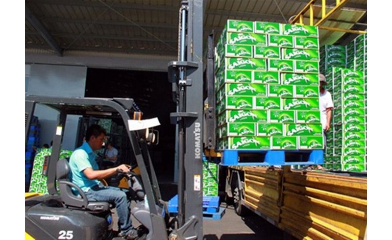 Vietnam's beer firms rush to build factories