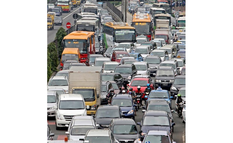 Jakarta to beef up public transportation fleet with 4,000 buses