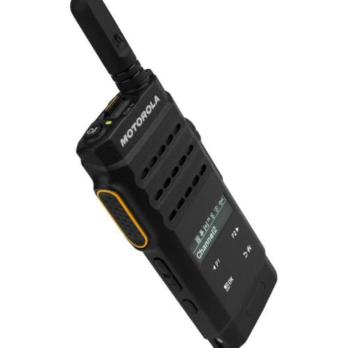 SL3500e TWO-WAY PORTABLE RADIO